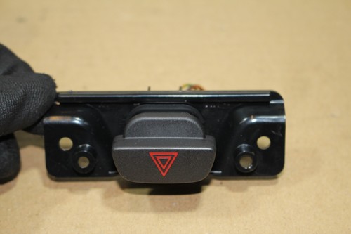 Warnblinkschalter Schalter 4M5T13A350AC Ford Fiesta JH1 Bj,07