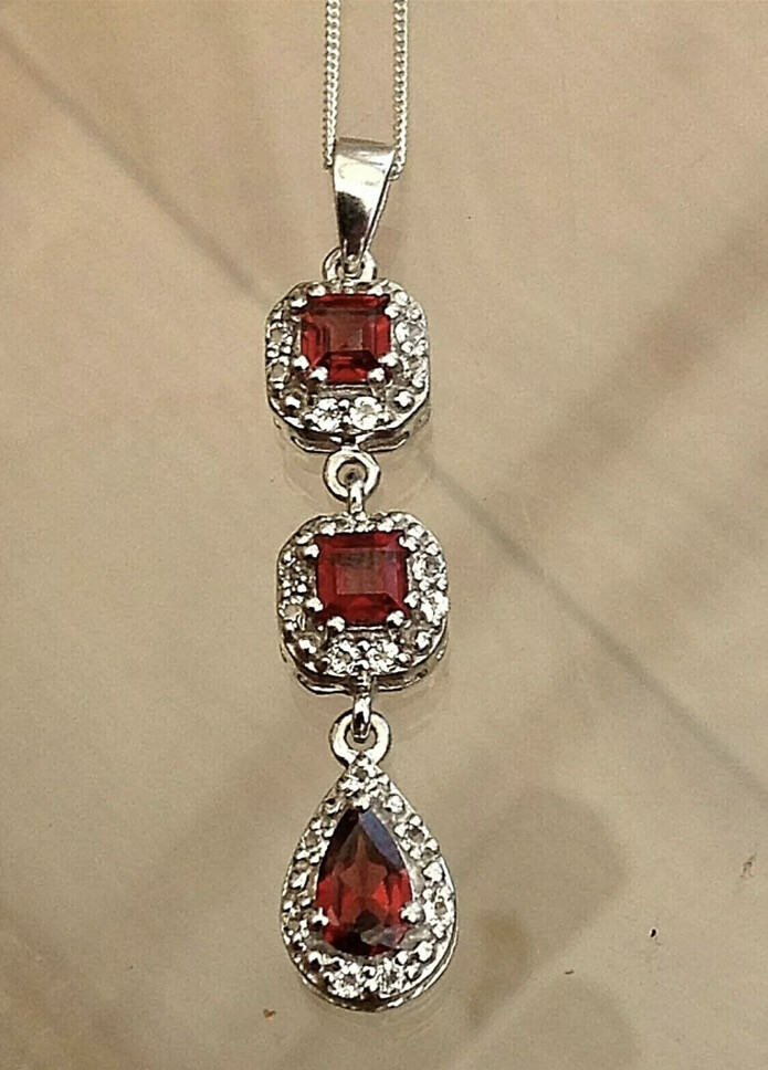 Picture 1 of 2