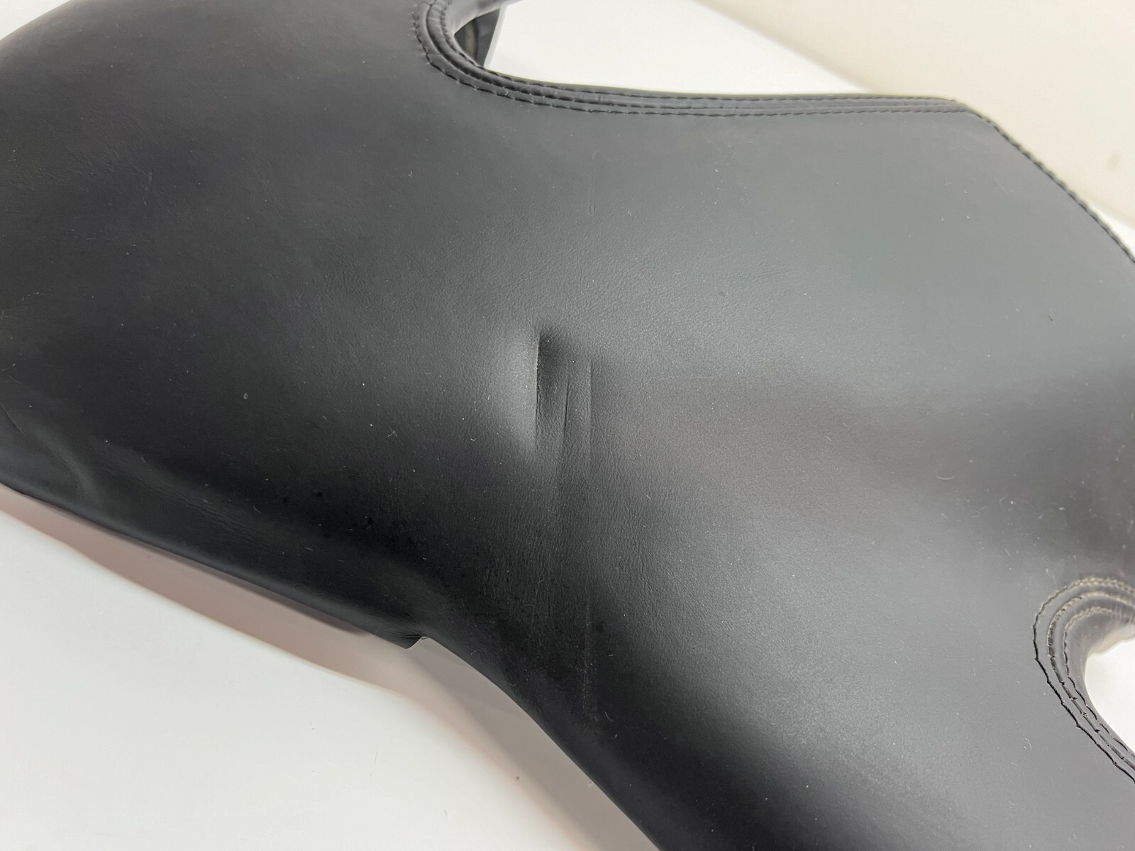 FERRARI 458 ITALIA SPIDER SPEEDOMETER CLUSTER COVER TRIM OEM 082879400