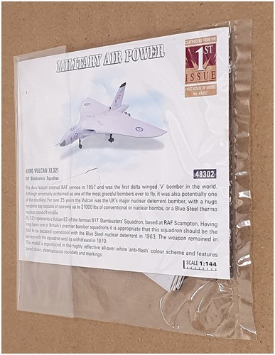 Corgi 1/144 Scale 48302 - Avro Vulcan XL321 617 Dambusters Squadron - Picture 6 of 7