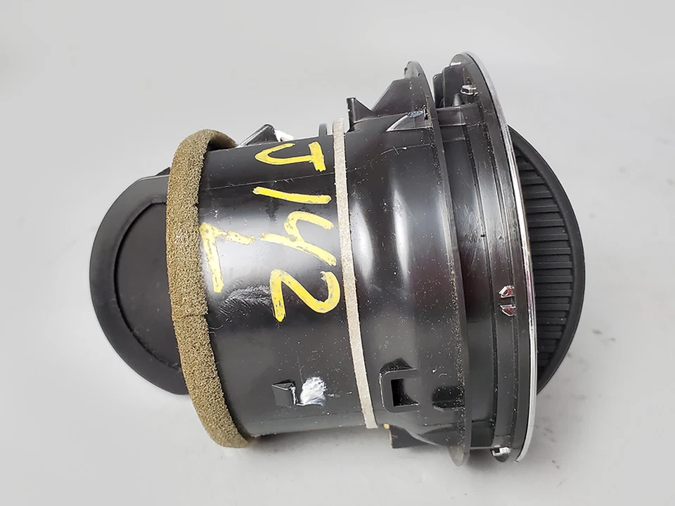 2004 - 2008 Mazda Rx8  Ac Air Vent Grille Nozzle Heater Driver Lh Dash Oem - Image 4 of 4