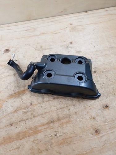 Ktm RC / Duke 390 2013 - 2016 ROCKER COVER VAVE COVER + BOLTS - Picture 8 of 8