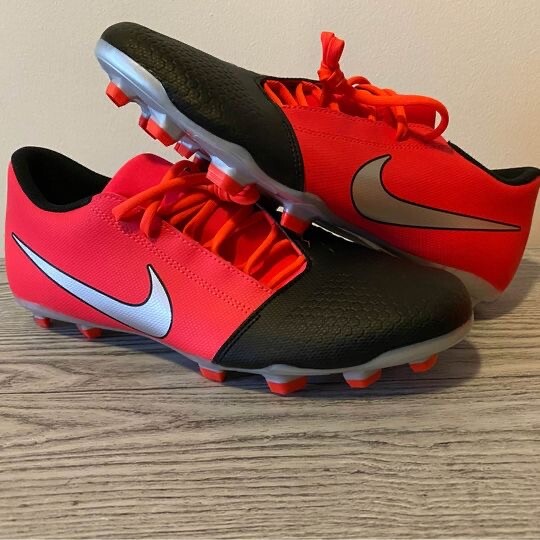 Nike Phantom Venom Club FG Laser Crimson Black Sizes 6, 11, 12