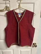 VNT 70s Pendleton Sweater Vest Women  s Sz Large Virgin Wool Knit Red Retro 38w