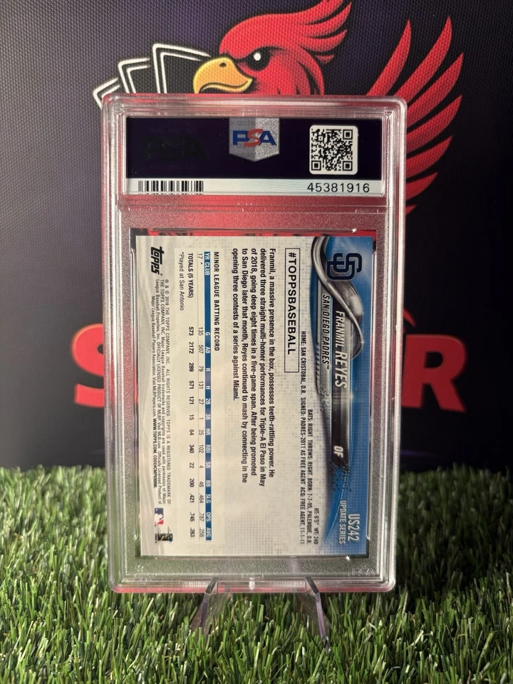 Franmil Reyes 2018 Padres RC Rookie Topps Update Rainbow Foil PSA 10 GEM MINT - Image 3 of 4