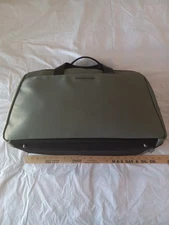 Solgaard the Voyager Weekender Travel Bag - Green -  Please Read Description 