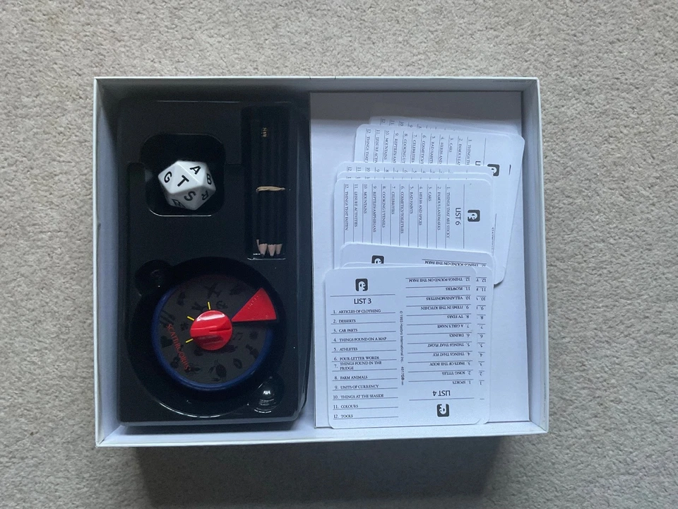 Scattergories Board Game MB 2-6 Players 1993  - Classic Red box version - VGC - Image 2 of 4
