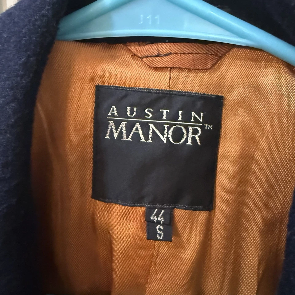 VTG Austin Manor 100% Virgin Wool Navy Long Coat Men’s Business Professional 44S - Image 3 of 4