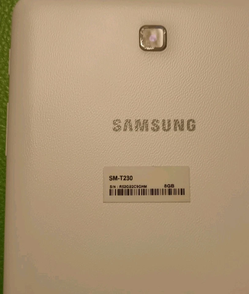 Samsung Galaxy Tab TAB 4 SM-T230 8GB 7" Wi-Fi Android Tablet - Black - Image 4 of 4