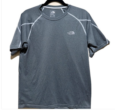 The North Face FlashDry T Shirt Mens S Gray Moisture Wicking Athletic Gym Tee