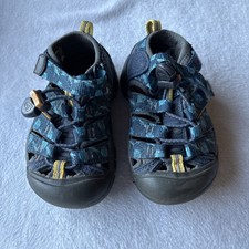 Toddler KEEN Size 8 Waterproof Sandals Blue Fish Hook and Loop VGUC