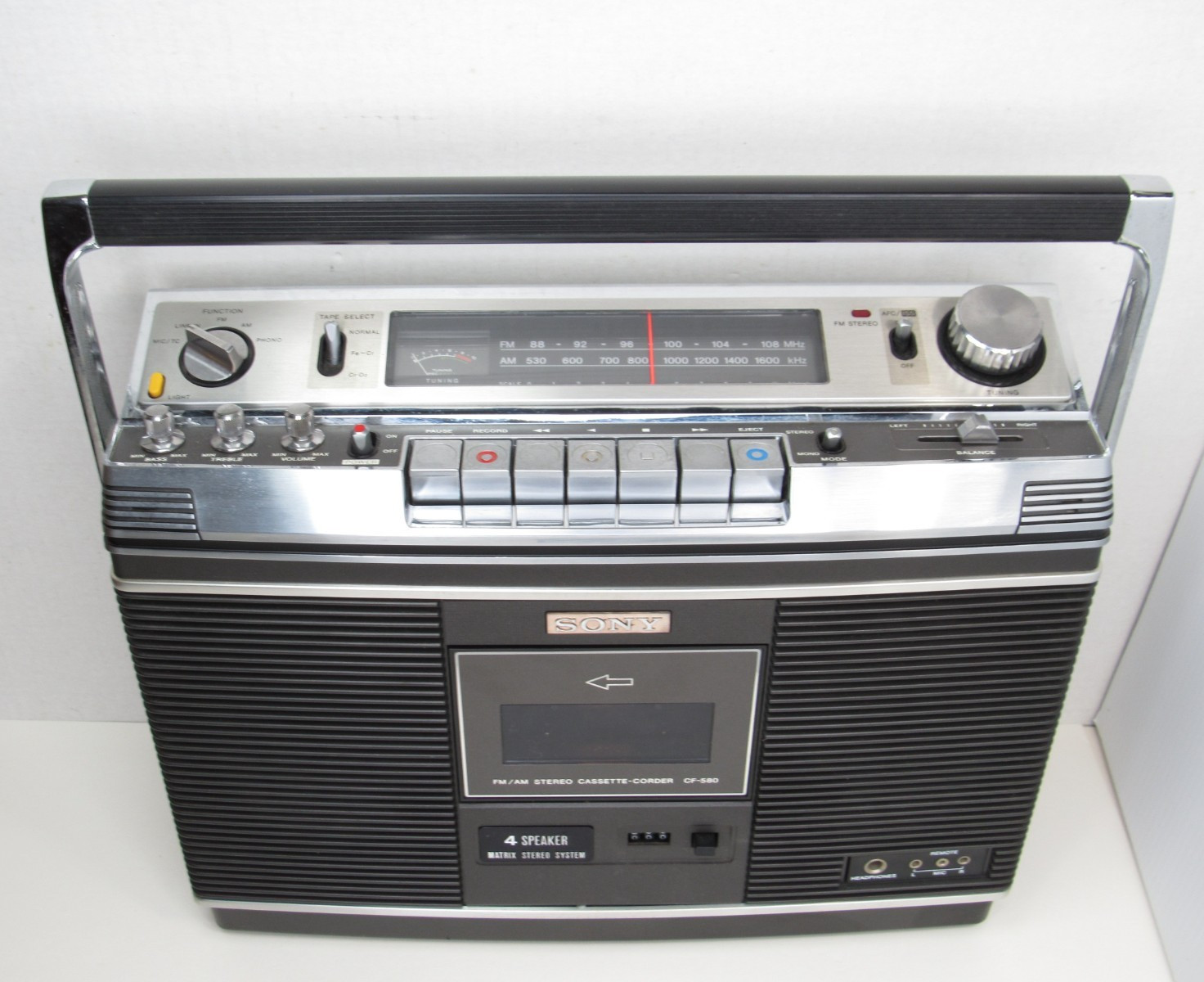 RARE Vtg SONY Boombox Radio AM/FM Cassette Player Recorder CF-580 Portable WORKS