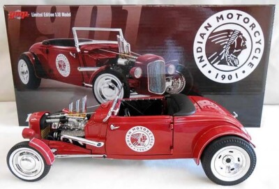 FORD 1934 HOT-ROD ROADSTER INDIAN MOTORCYCLE 1/18 GMP