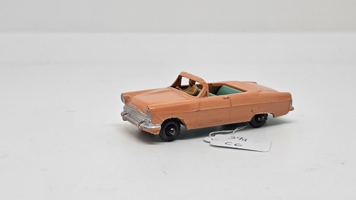Matchbox Lesney – 39a Ford Zodiac Convertible 1966 (ID#428) - Picture 2 of 12