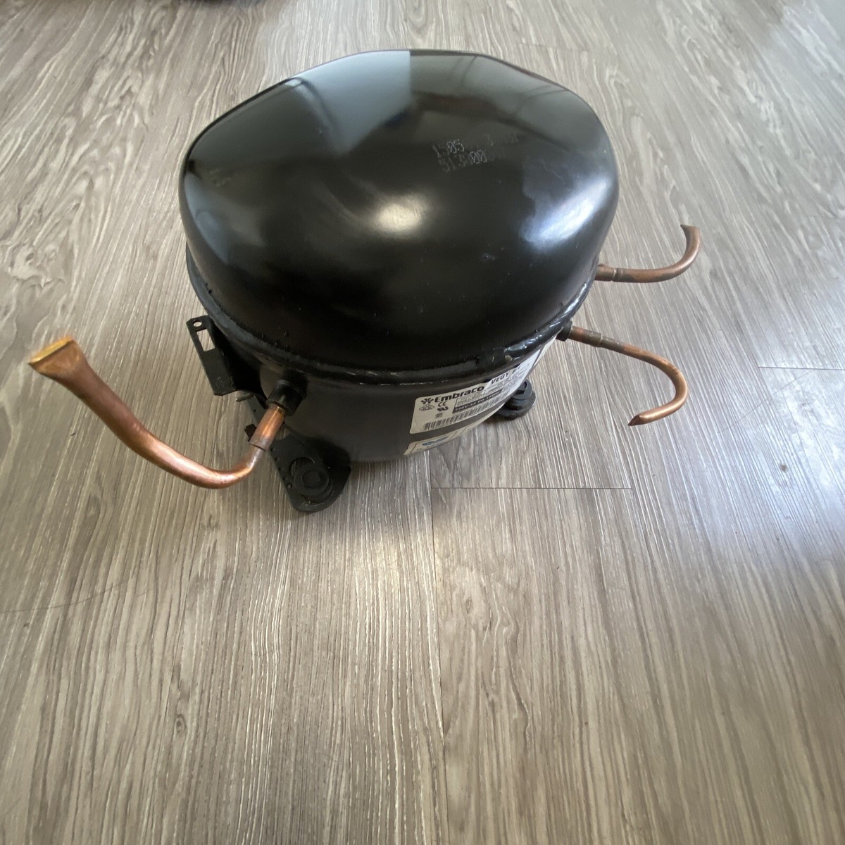 Whirlpool Kitchen-Aid Viking Refrigerator Compressor VEGY 8H