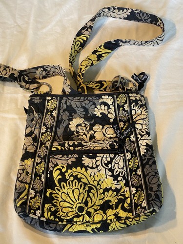 Vera Bradley retired Baroque Mailbag Crossbody Bag Purse - Picture 2 of 12