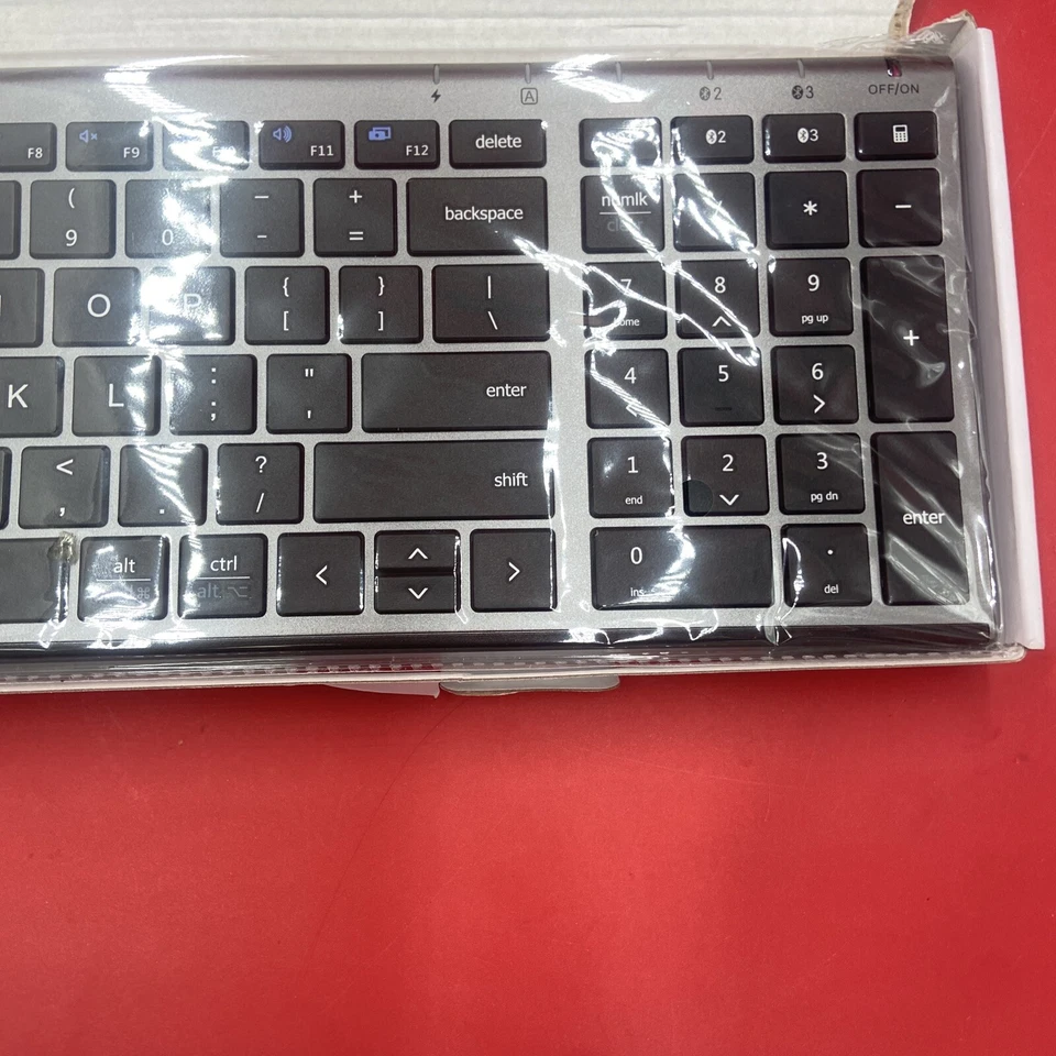 iClever IC-BK10 Multi Device Connection Rechargeable Wireless Keyboard Used - Image 4 of 4