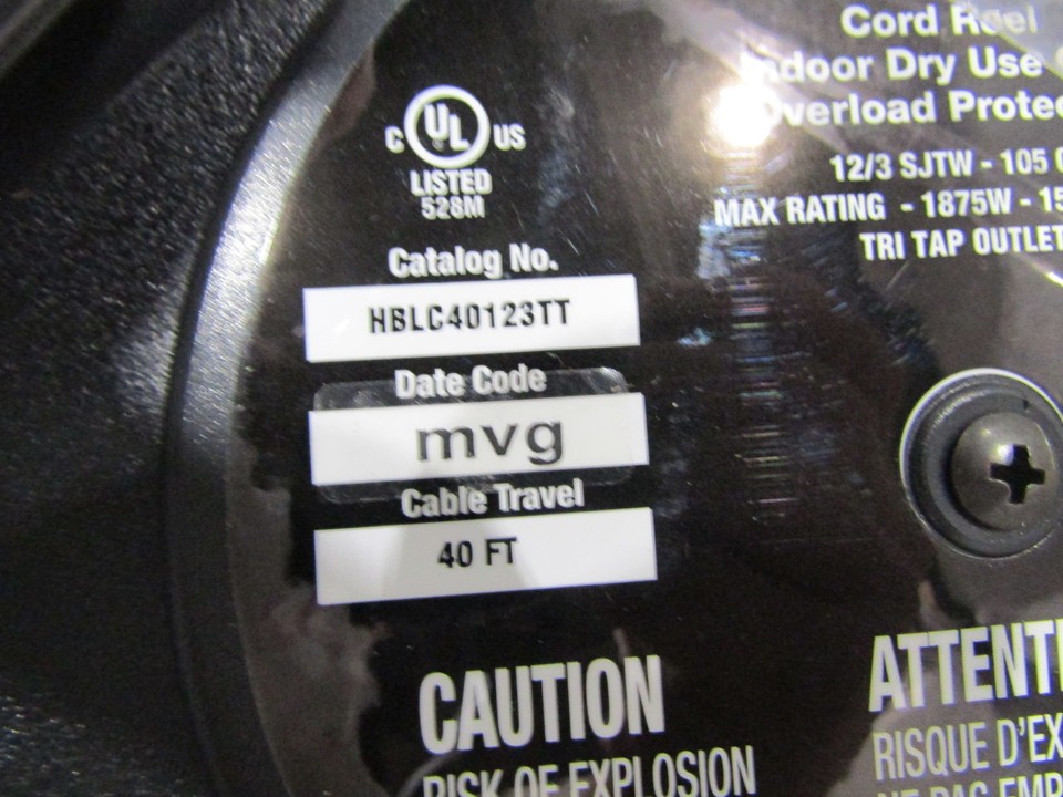 Hubbell HBLC40123TT 40 ft. 12/3 Retractable Cord Reel 15 Amps 3 Outlets