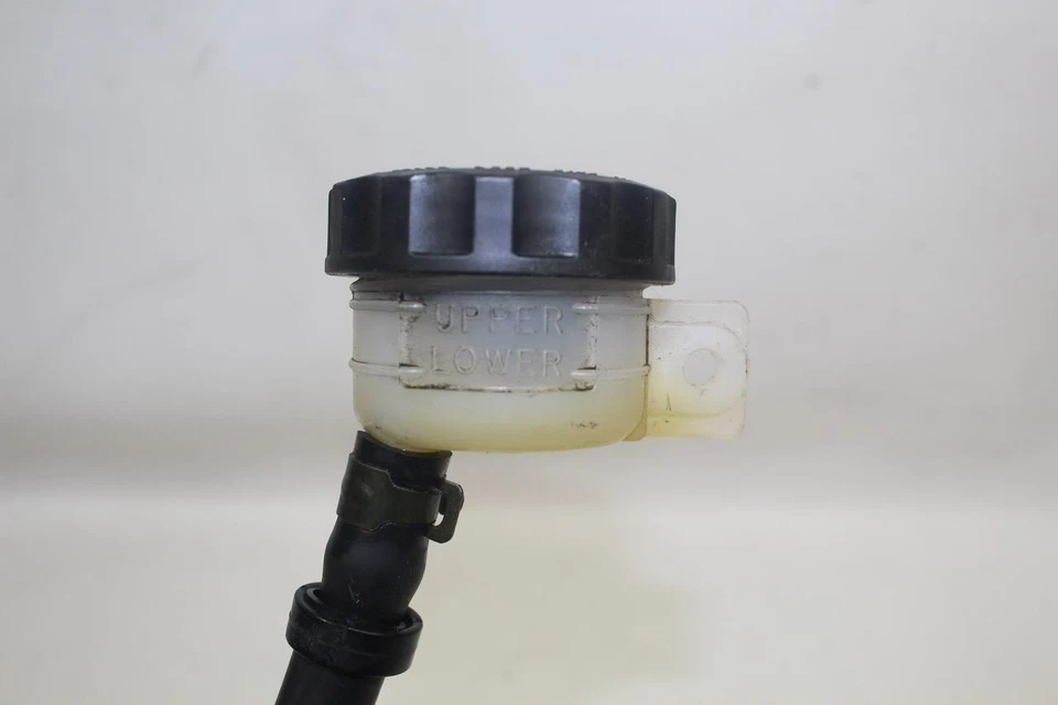 Depósito cilindro maestro freno trasero Kawasaki 650R 650 Ninja 06-08 430150068 Foto 2 de 4