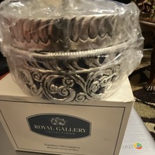Royal Gallery Collections Silverplate Round L...