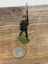 Vintage Unbranded Lead Soldier Marching With Rifle MOVEABLE ARM