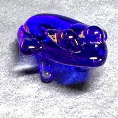 Vintage Cobalt Blue Art Glass Frog Figurine Miniature Paperweight Animal Decor
