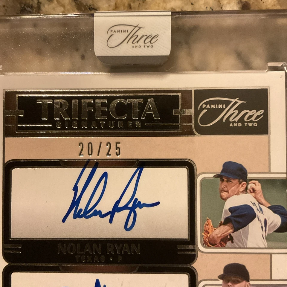 Panini Three And Two Paul Skenes 2025/Nolan Ryan/Roger Clemens Trifecta automático/25 Foto 3 de 4