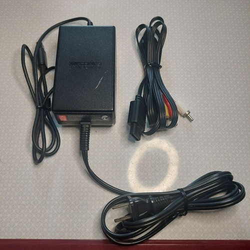 Nintendo GameCube Console Untested 015h68 - Picture 8 of 13