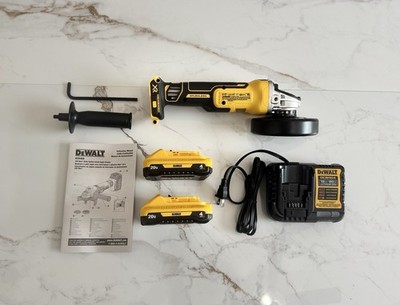 New Genuine DEWALT 20V XR Brushless 4.5  Slide Switch Small Angle Grinder kit