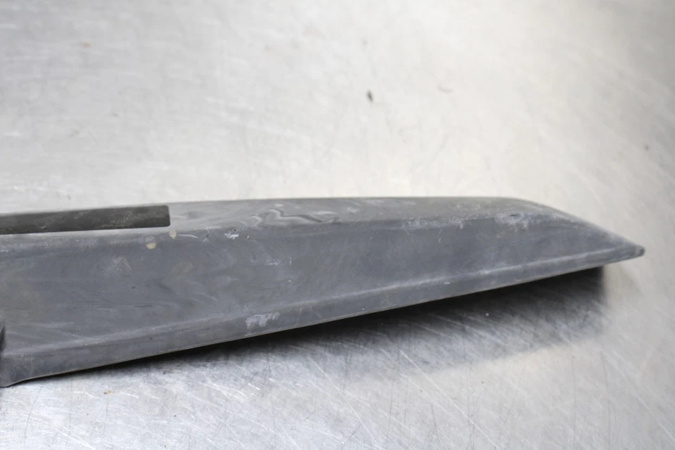 02-06 RVT1000R RC51 SP2 REAR BACK DRIVE CHAIN GUARD COVER SHIELD Foto 3 de 4