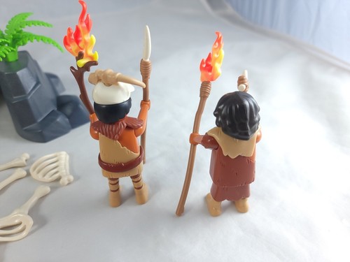 Playmobil #5102 Gatto dai denti a spada con uomini delle caverne quasi completo difficile da trovare - Foto 6 di 14