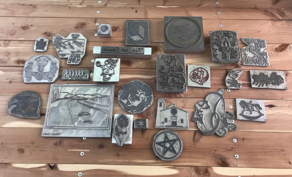 24 Piece Lot of Vintage Printing Press Plates Mostly Pictorials - Image 2 of 4