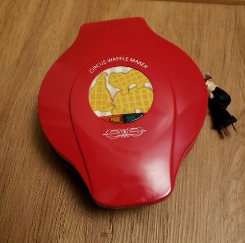 bella cucina circus waffle maker
