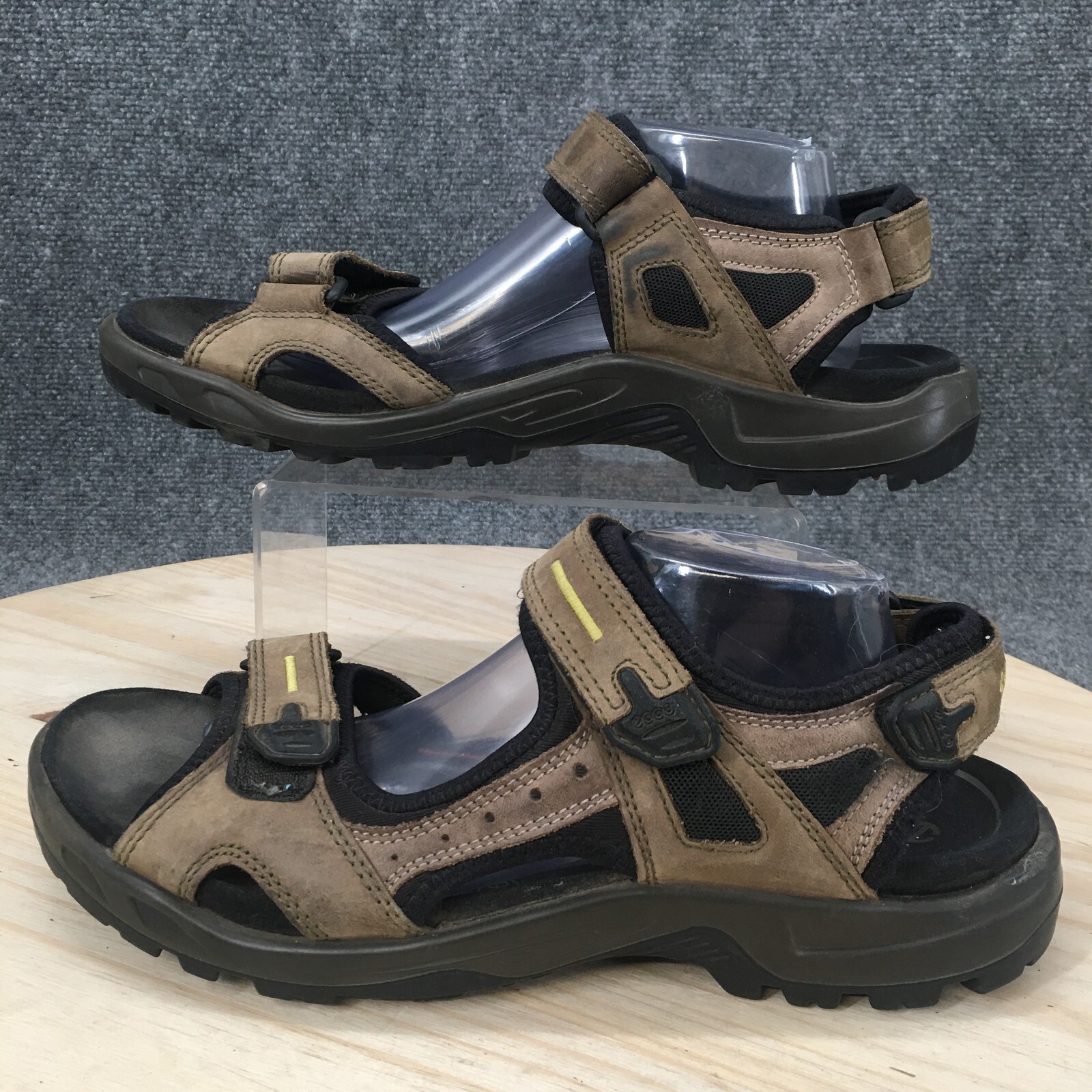 ecco sandals size 42