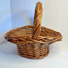 Large Oval Woven Wicker Rattan Storage/ Gathering Basket W/ Handle 15 long EUC