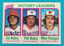 1980 Topps #205 Victory Leaders Joe Niekro / Phil Niekro / Mike Flanagan Card O8