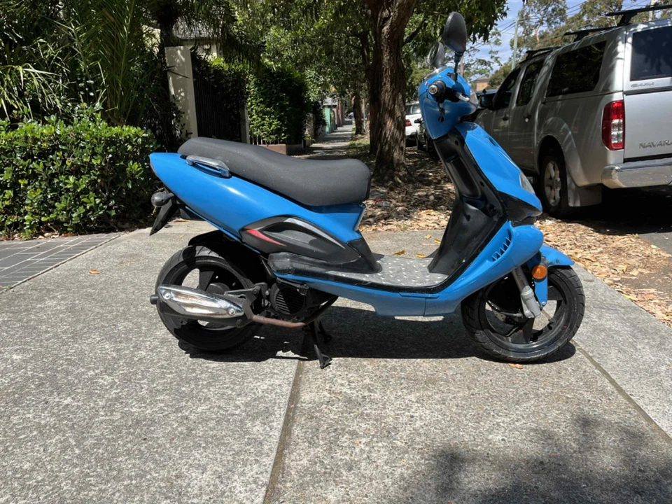 TGB scooter 125cc - image 3 of 4