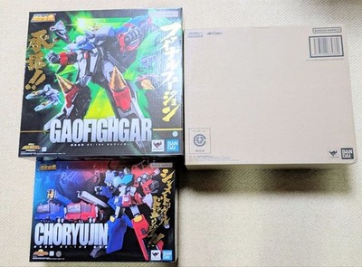 Soul of Chogokin GaoGaiGar + Super Ryujin + Repli-GaiGar & Option Set