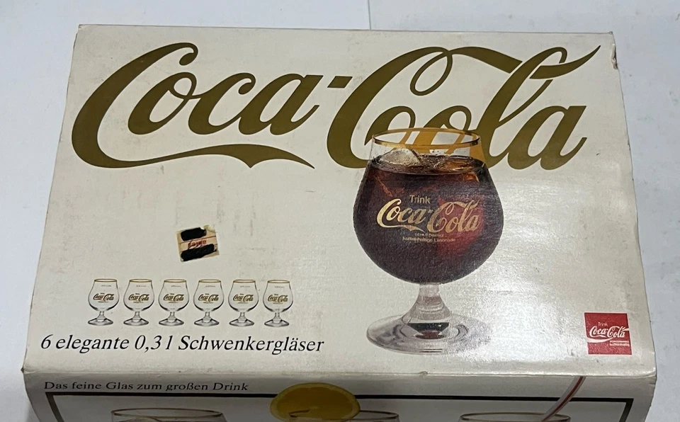 Vintage Coca-Cola Caixa Conjunto de 6 Copos de Conhaque Alemão com Acabamento Dourado - Imagem 2 de 4