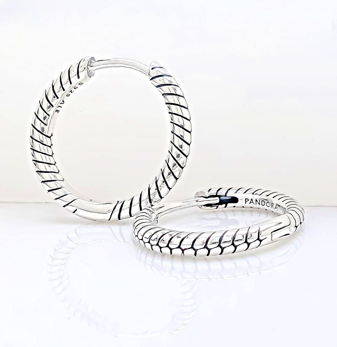New 100% Authentic PANDORA 925 Ale Moments Small Charm Hoop New 100% Authentic PANDORA 925 Ale Moments Small Charm Hoop