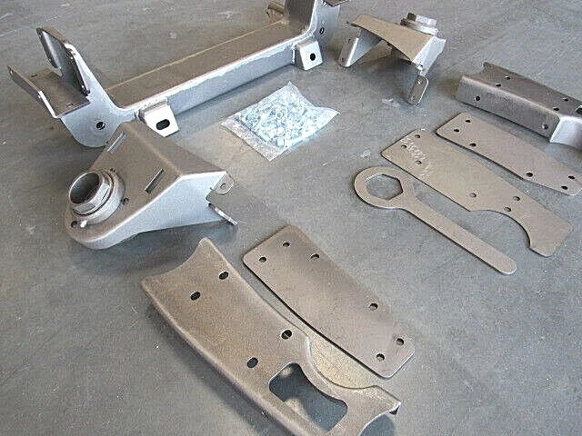 Chevy Truck Mustang II 1947-54 2 travesaños kit atornillable con herrajes C22351 Foto 2 de 4