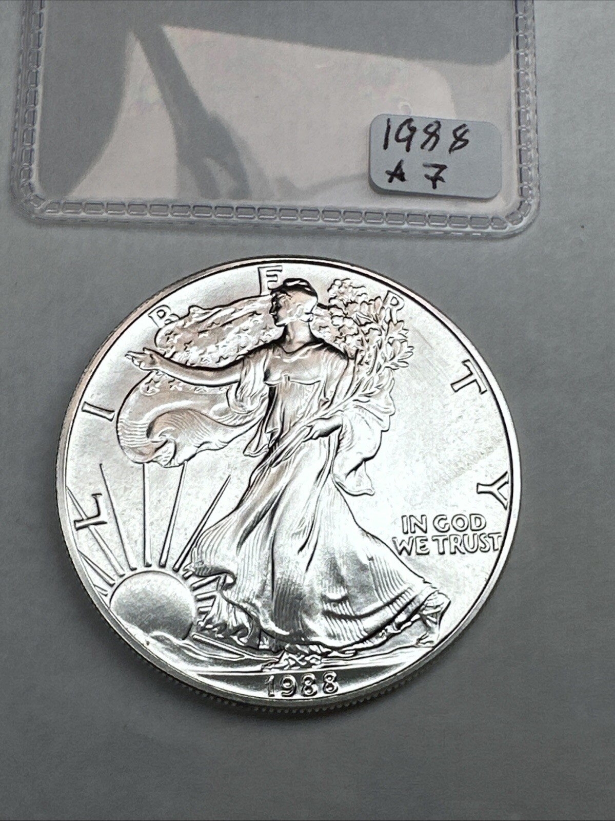 1988 American Silver Eagle Brilliant Uncirculated 1oz 0.999 Fine Silver