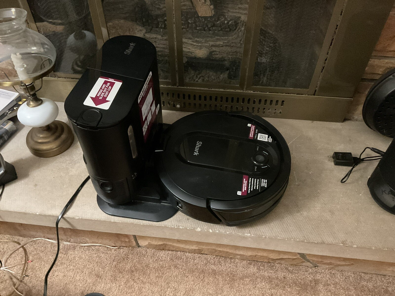 Shark RV100AE/UR1000SR IQ AppControlled SelfCharging Robot Vacuum