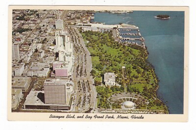 c1955 MIAMI FLORIDA BISCAYNE BLVD BAY FRONT PARK AERIAL VINTAGE POSTCARD FL OLD