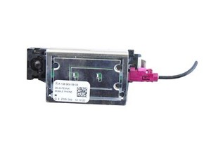 Mercedes CLA220d Antennenverstärker A1569050902 C118 2021 Rechtslenker 23358465