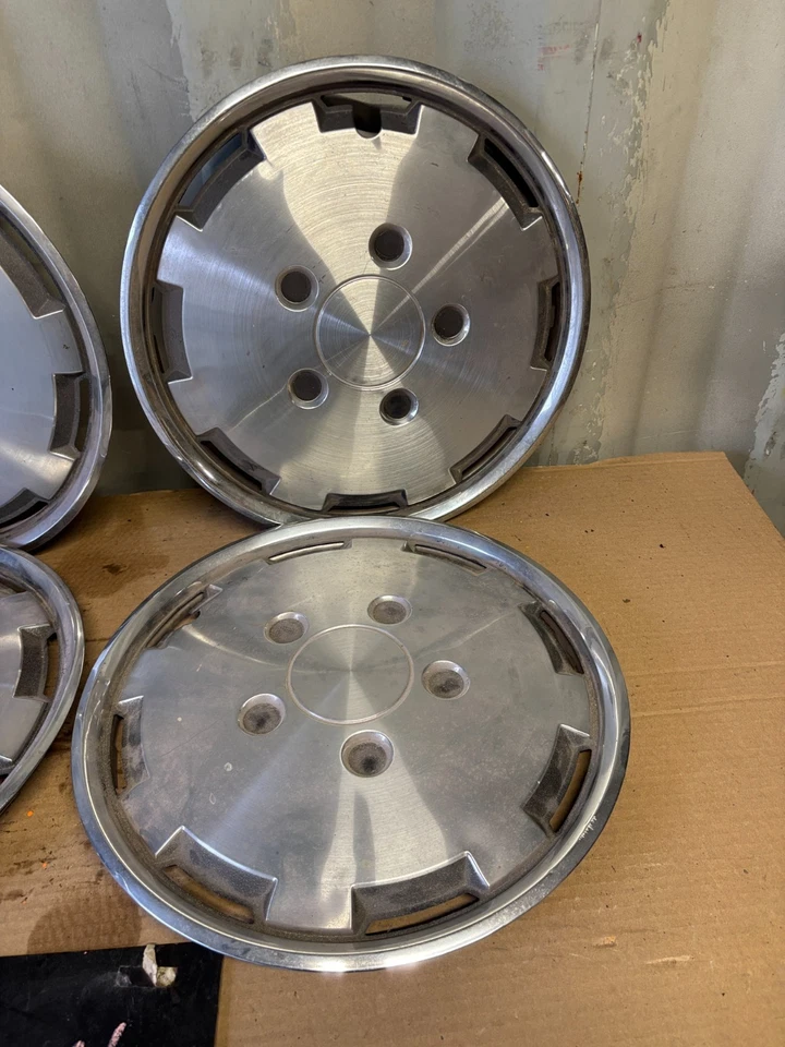 1981 1993 DODGE D100 D150 W100 W150 D350 WHEEL RIM HUBCAPS HUB CAP CAPS OEM OE - Image 3 of 4