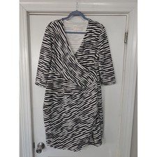 Chico's Zebra Print Faux Wrap Midi Dress Size 2 (L) Black White 3/4 Sleeve
