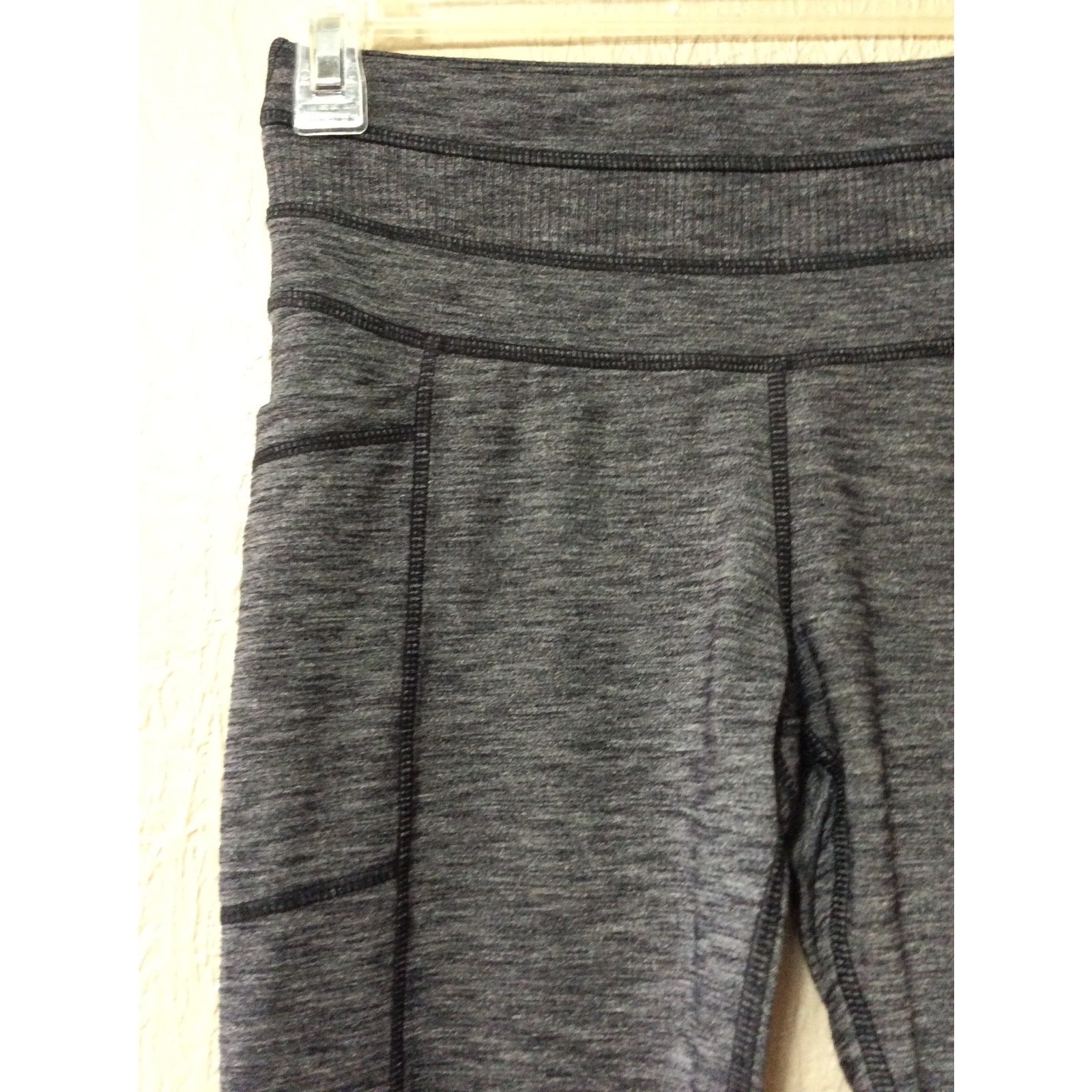 Athleta Excursion Heathered Tight Pockets Athleis… - image 4