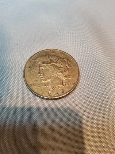 1935 CIRCULATED 90% Silver Peace Dollar    Good Coin