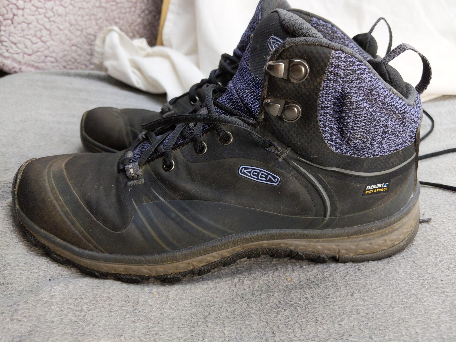 Keen Hiking Boots Womens 8.5 39 Black KEEN.DRY Waterproof Ankle Outdoor Trail-image
